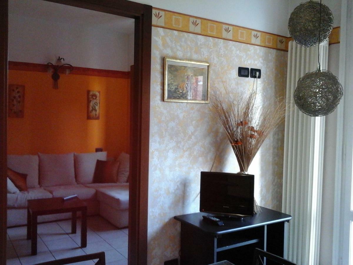 Appartamento Del Parco San Vicenzo di Galliera Екстериор снимка